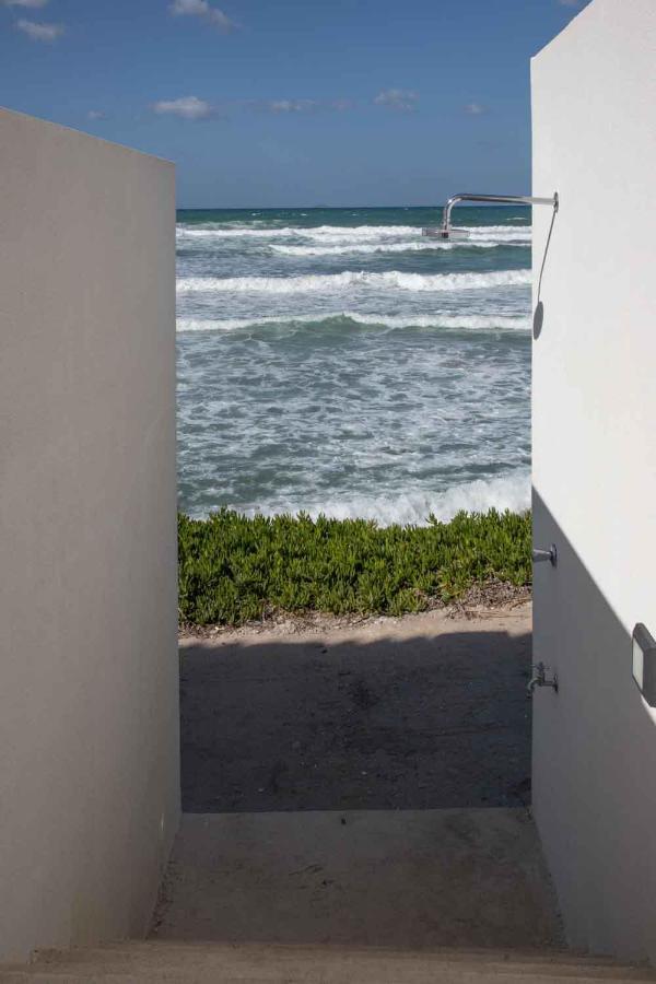 Wave, An Idyllic Seafront Suite By Nirousuites Kokkini Hani Екстер'єр фото